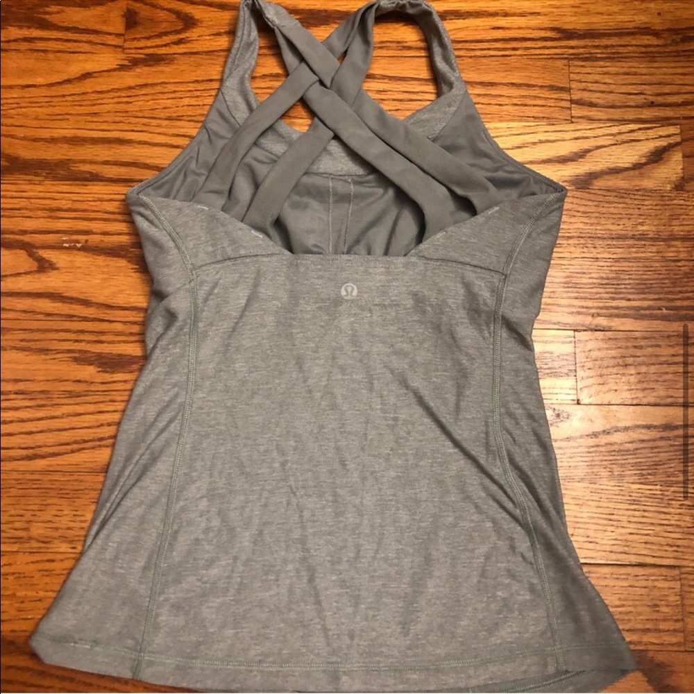 Lululemon Tank 🍋 - Picture 6 of 13
